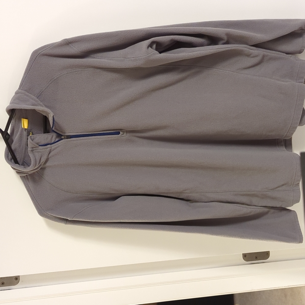 Cabela's Light Gray Fleece